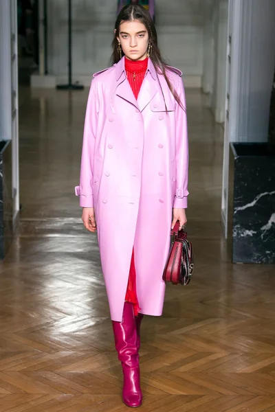 Look 6